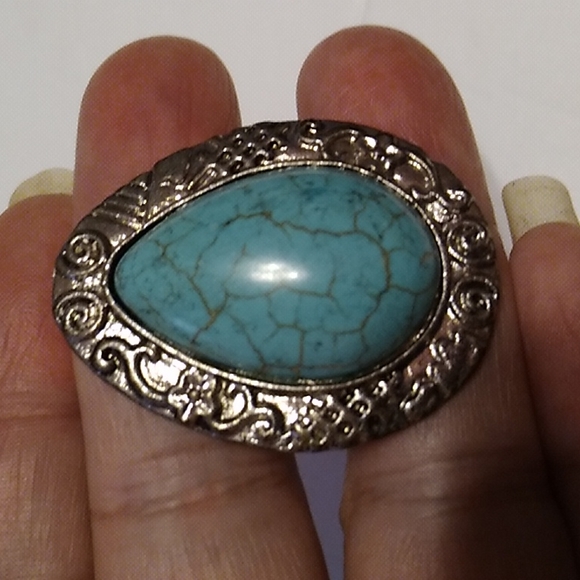 Nwot Faux Adjustable Ring - Picture 5 of 6